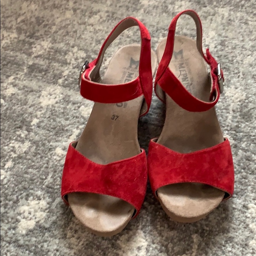 Platforms shoes